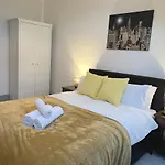 New Two Bedroom Premium Apartment - Skylight - Northampton Town Centre