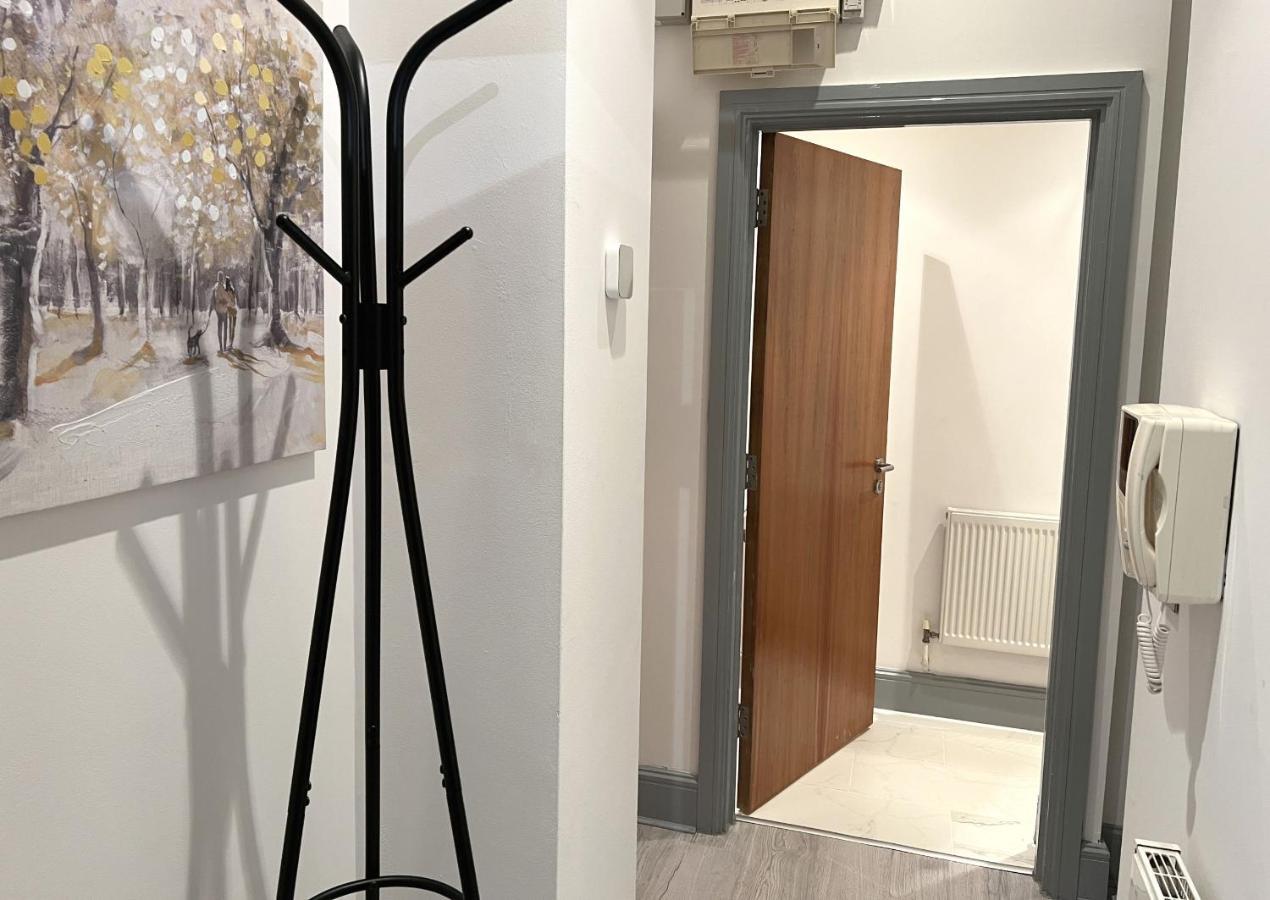 New Two Bedroom Premium - Skylight - Town Centre